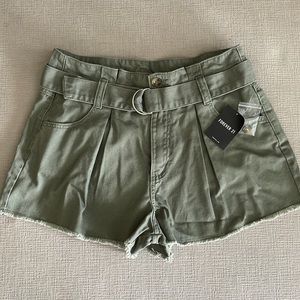 Forever 21 belted, olive green, denim, frayed shorts.